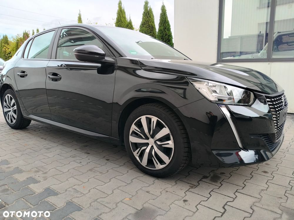 Peugeot 208 - 28