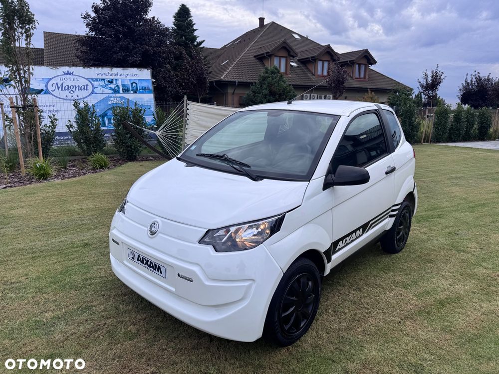 Microcar MC - 24