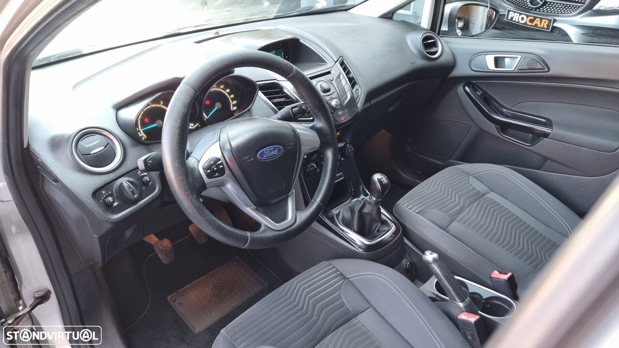 Ford Fiesta 1.0 Ti-VCT Titanium - 4