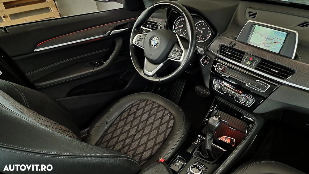 BMW X1 sDrive18i Aut. xLine - 31