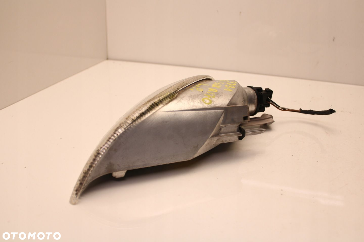 MERCEDES SLK R170 KIERUNKOWSKAZ MIGACZ LEWY PRZEDNI PRZÓD 1315106925 - 2