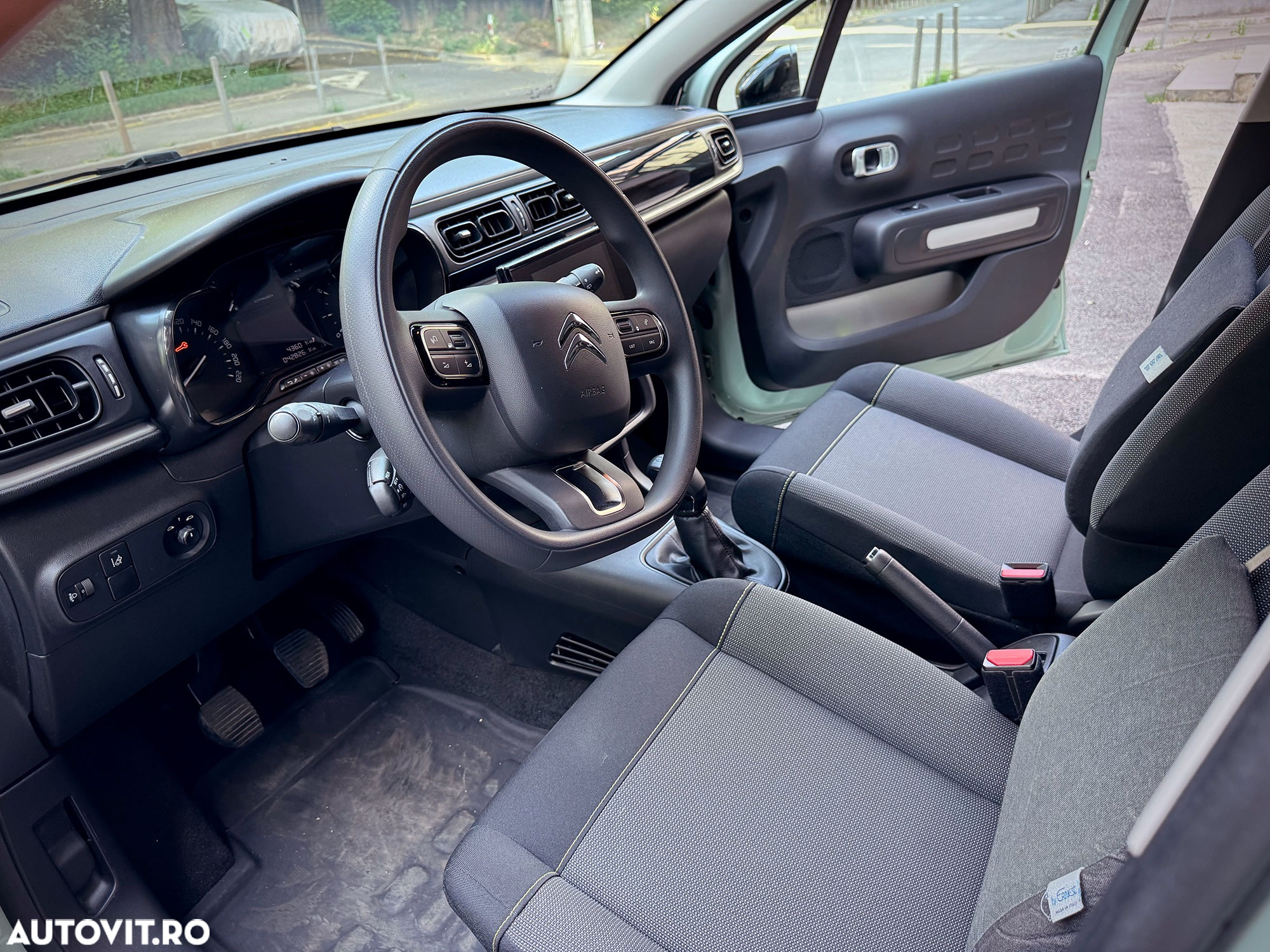 Citroën C3 1.2 PureTech BVM Feel - 8