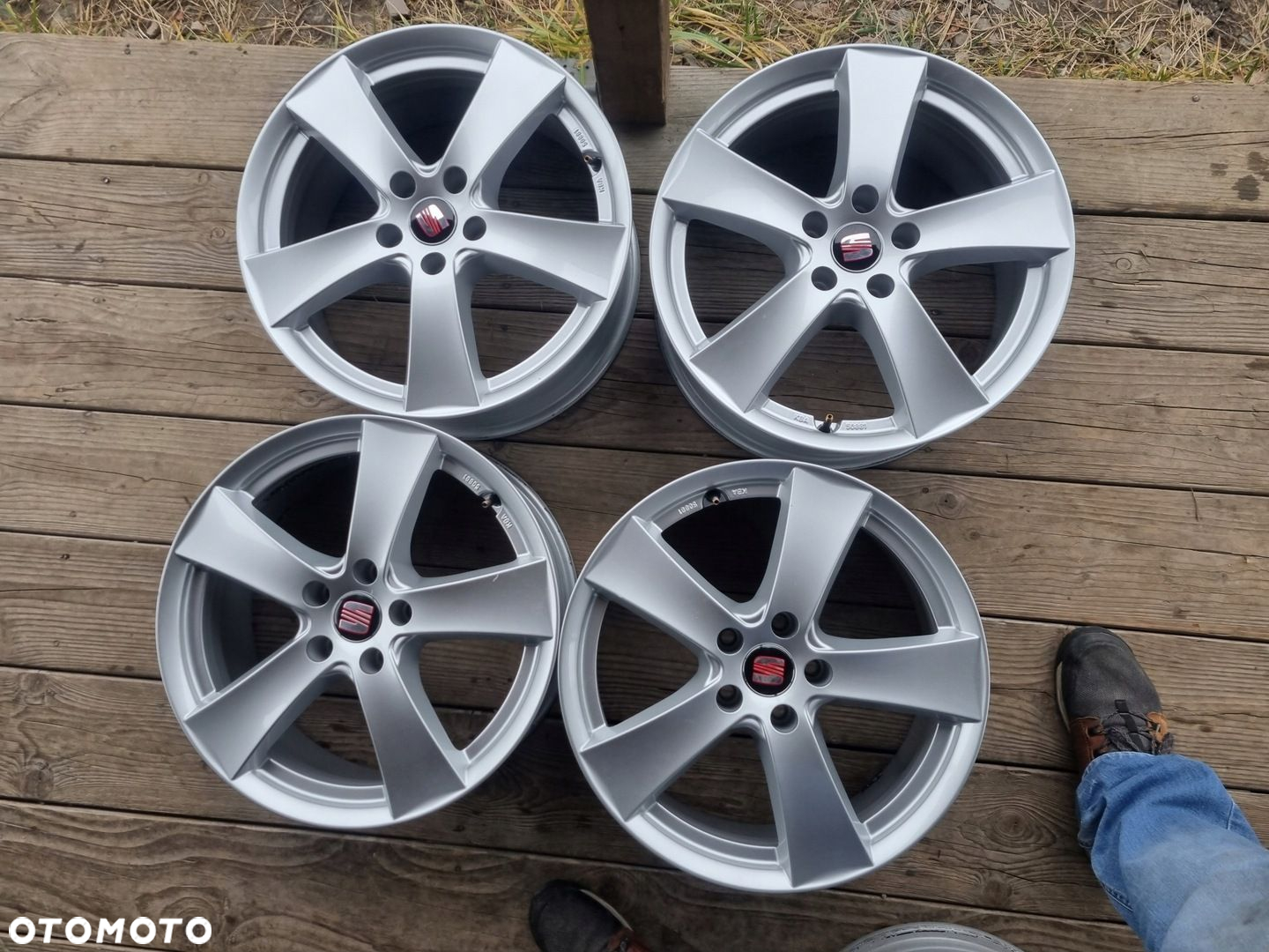 VW PASSAT,GOLF,AUDI,SEAT ,SKODA SUPERB 7.5X18 ET42 5X112 super stan - 8
