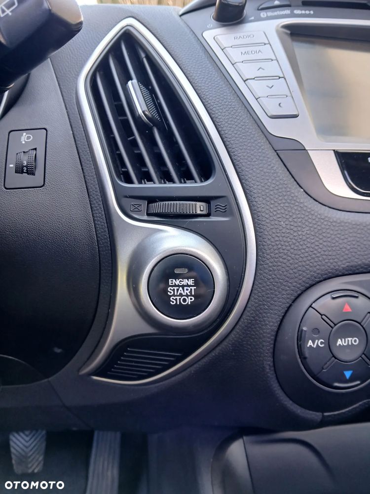 Hyundai ix35 1.6 2WD blue Style - 24