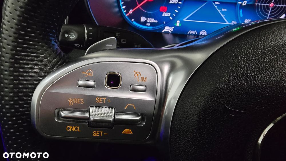 Mercedes-Benz GLC 300 de 4Matic 9G-TRONIC AMG Line Plus - 20