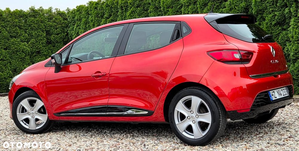 Renault Clio - 12