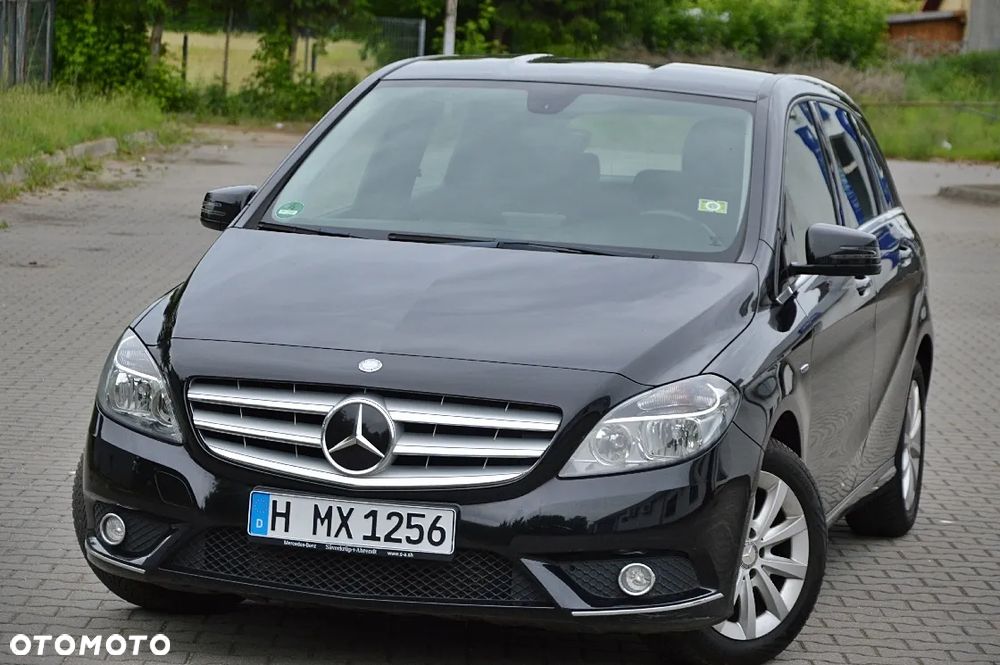 Mercedes-Benz Klasa B 180 BlueEFFICIENCY Edition - 4