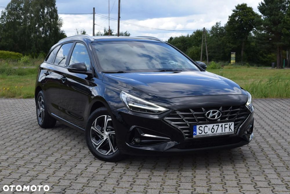 Hyundai i30 1.5 T-GDI 48V Executive DCT - 11