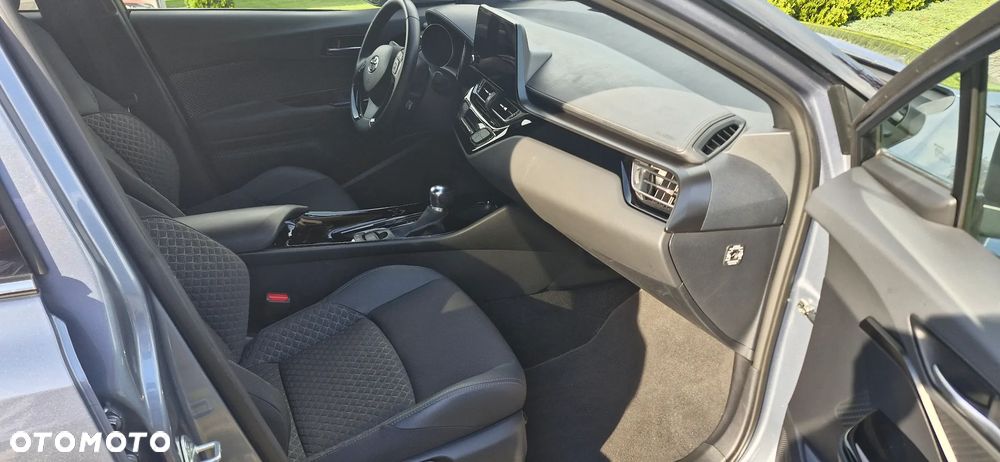 Toyota C-HR 1.8 Hybrid Dynamic - 8