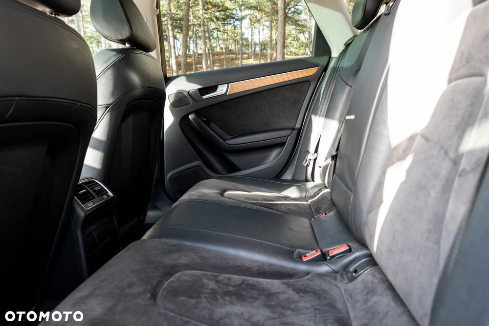 Audi A4 Allroad 2.0 TDI Quattro S tronic - 13