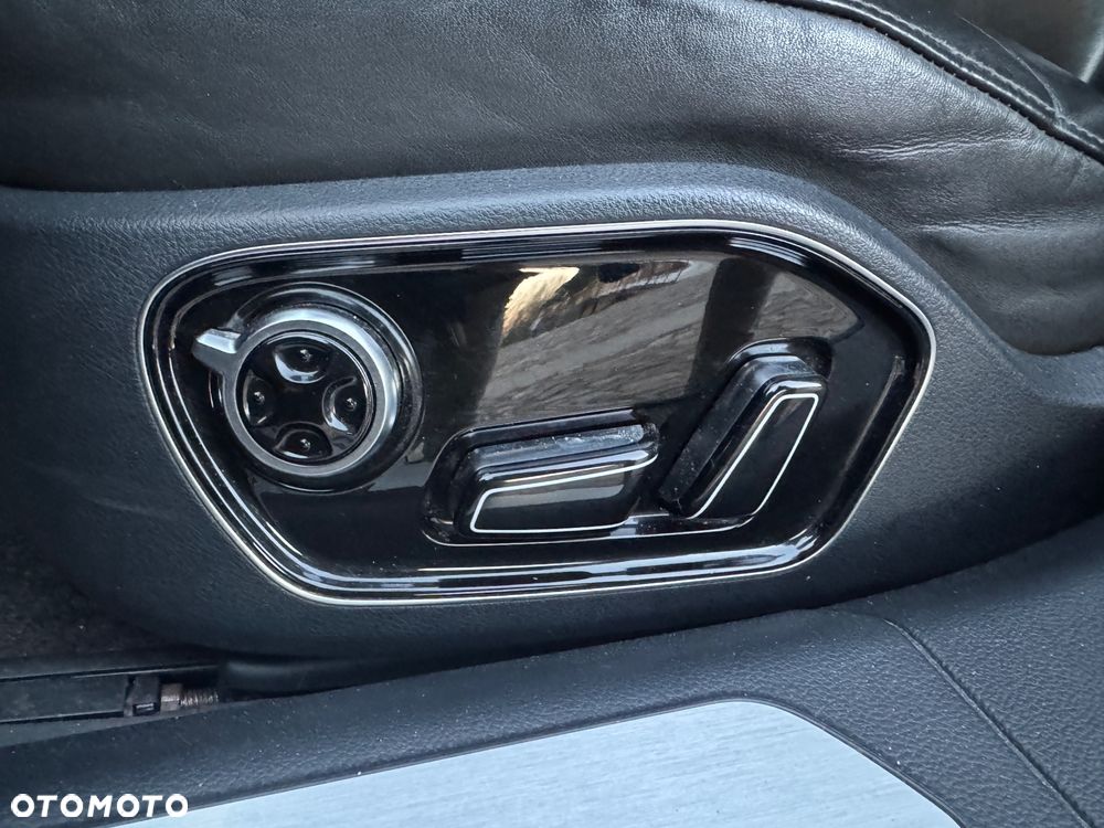 Audi A8 3.0 TDI DPF quattro tiptronic - 12