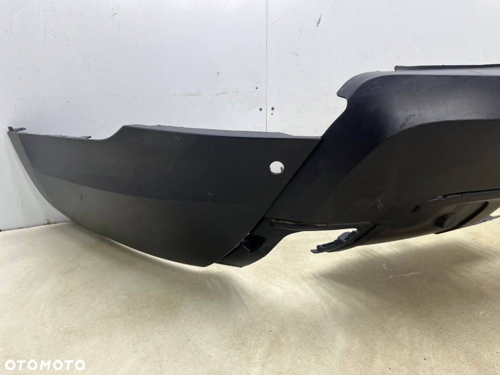 Zderzak tylny Land Rover Discovery 5 V 16r.- tył 4XPDC HY32-17D781 - 3