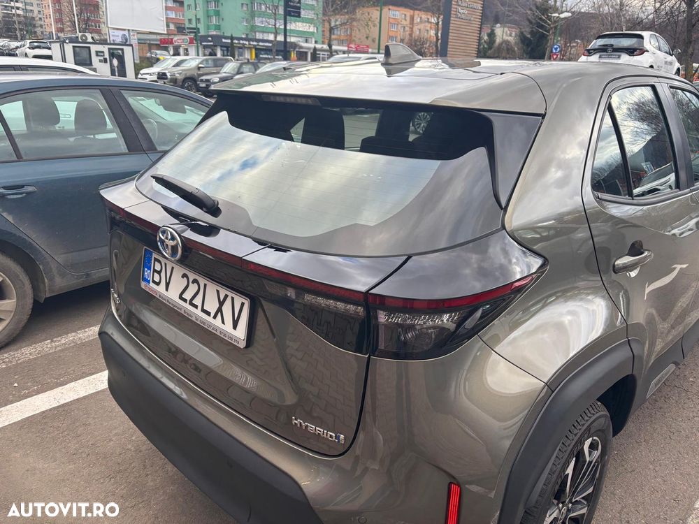 Toyota Yaris Cross 1.5 VVT-i HSD 4x2 Dynamic - 18