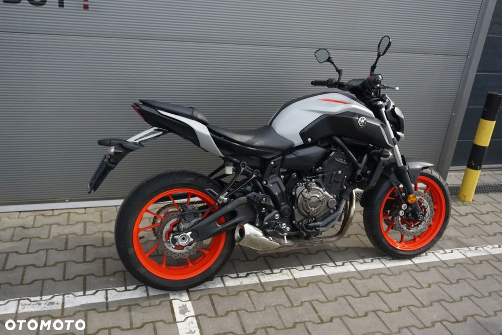 Yamaha MT - 3