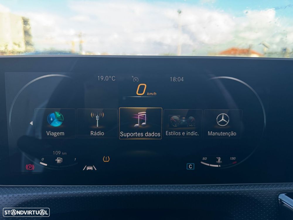 Mercedes-Benz A 200 AMG Line - 10