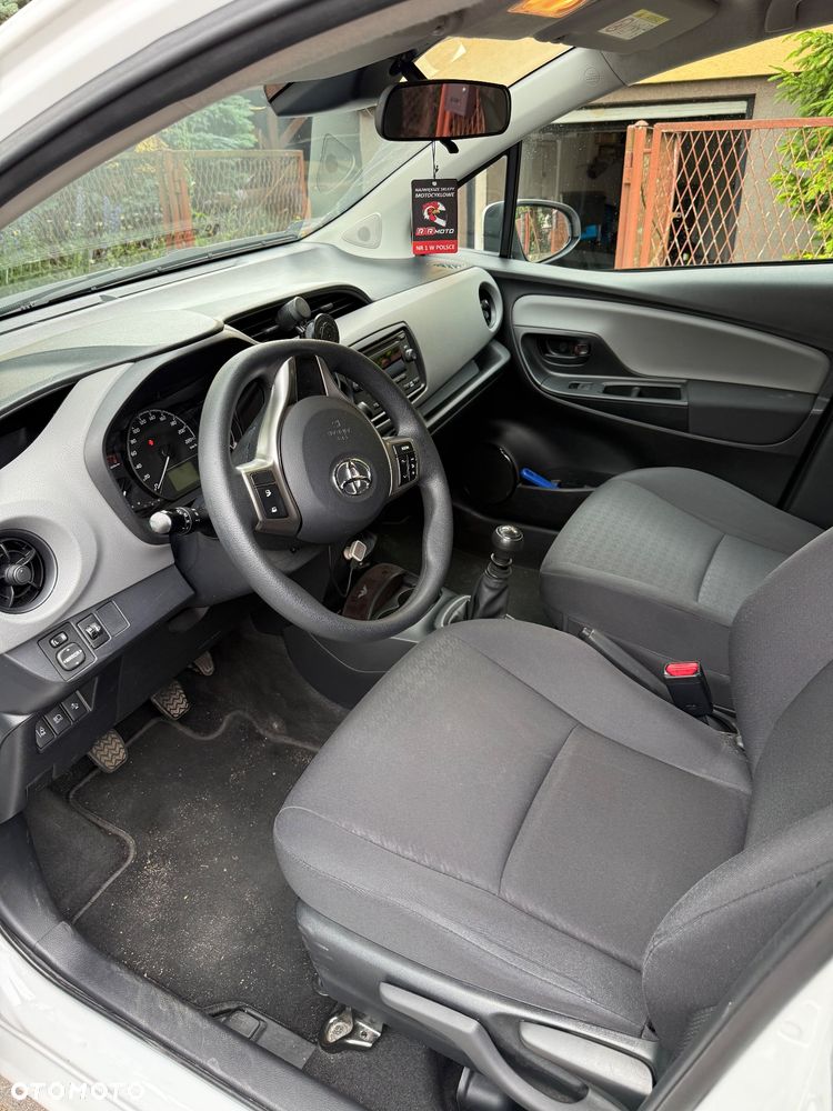 Toyota Yaris 1.5 Active - 8