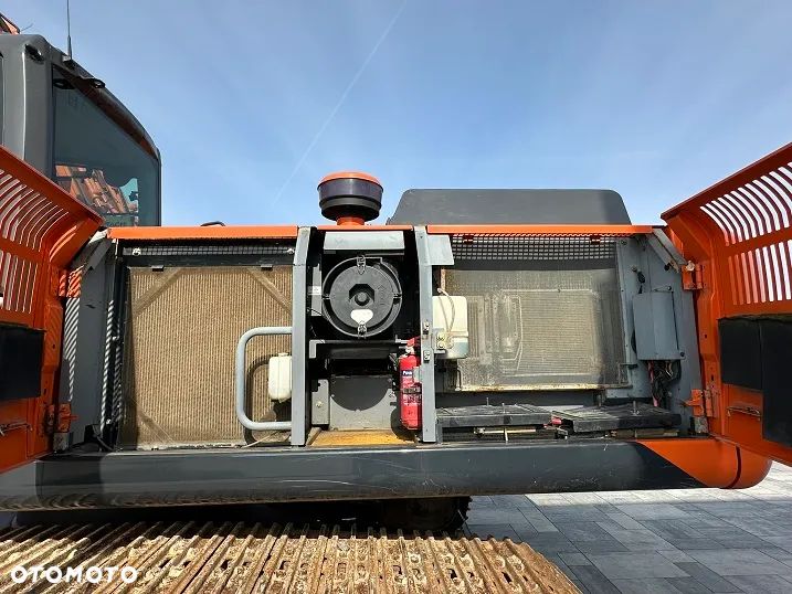 Hitachi ZX350LC-5B - 23