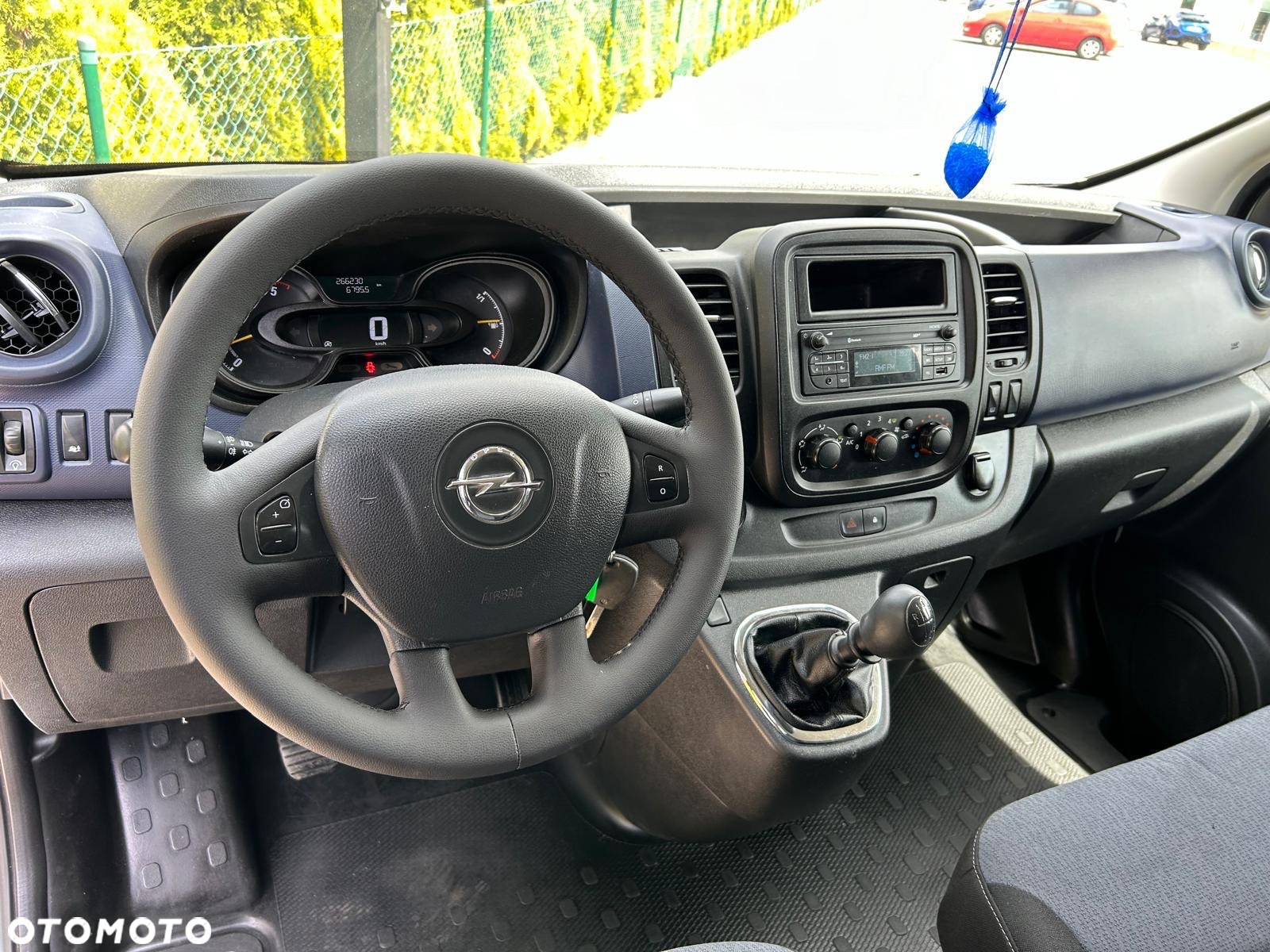 Opel Vivaro L2H1 2,9t Elegance Premium - 22
