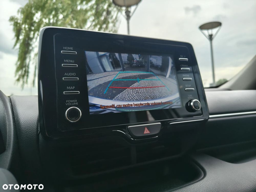 Toyota Yaris 1.5 Comfort - 11