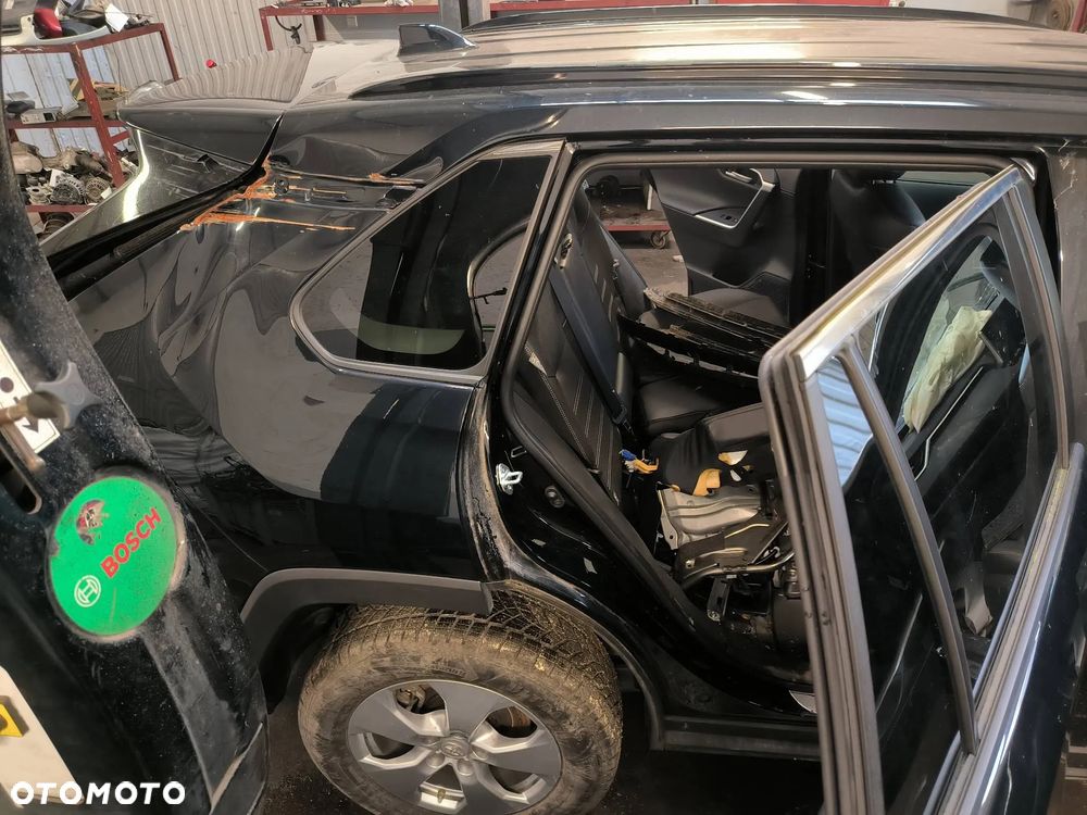 Błotnik prawy tył ćwiartka Toyota Rav4 V 2019 lakier 218 - 6