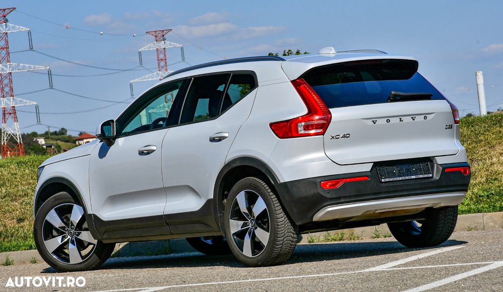 Volvo XC 40 D3 AWD Momentum Pro - 5