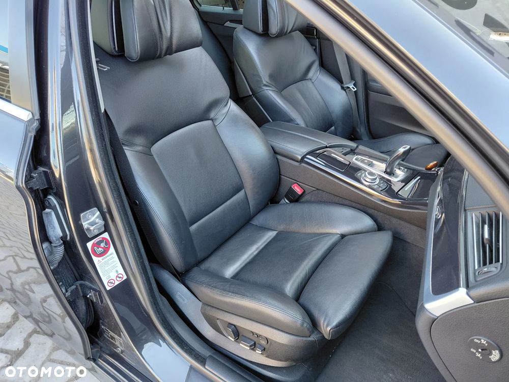 BMW Seria 5 520d Modern Line - 10