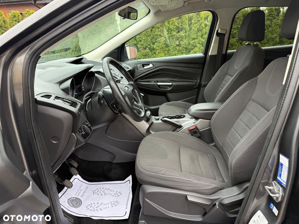 Ford Kuga - 21