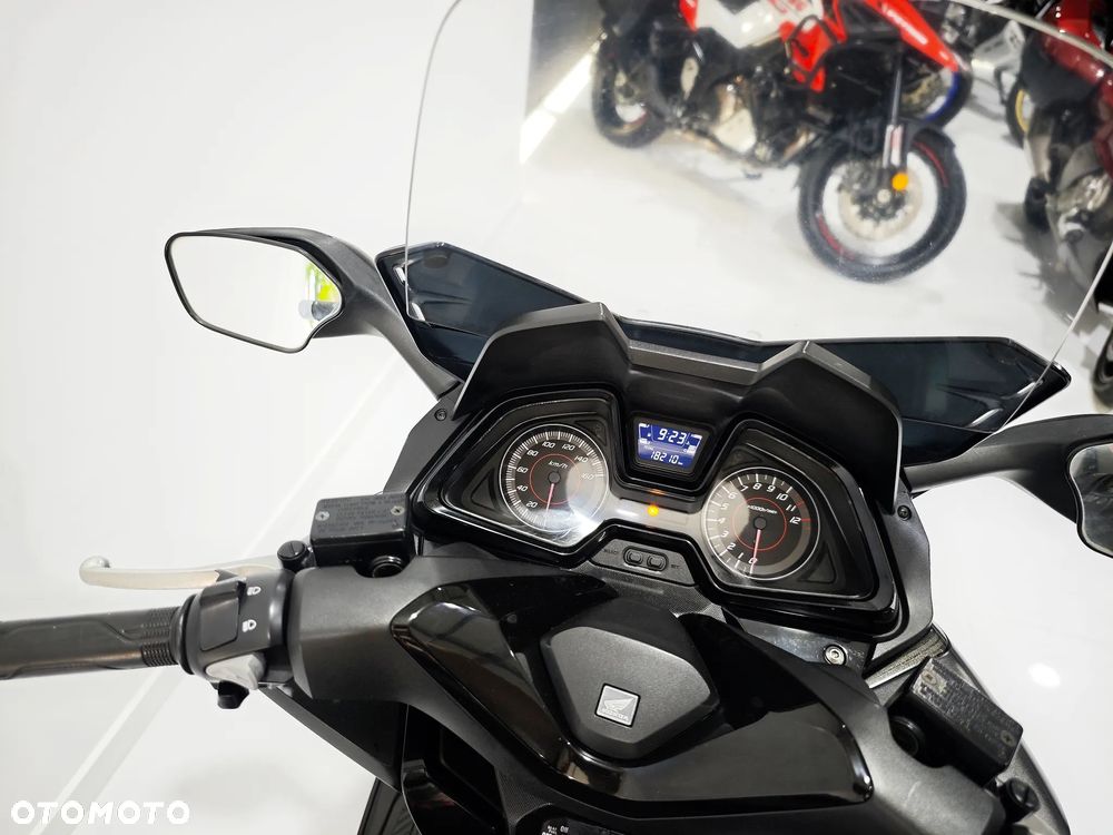 Honda NSS - 5