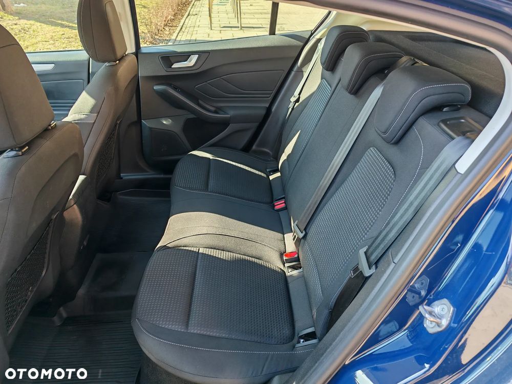 Ford Focus ver-1-5-ecoblue-trend-edition - 18