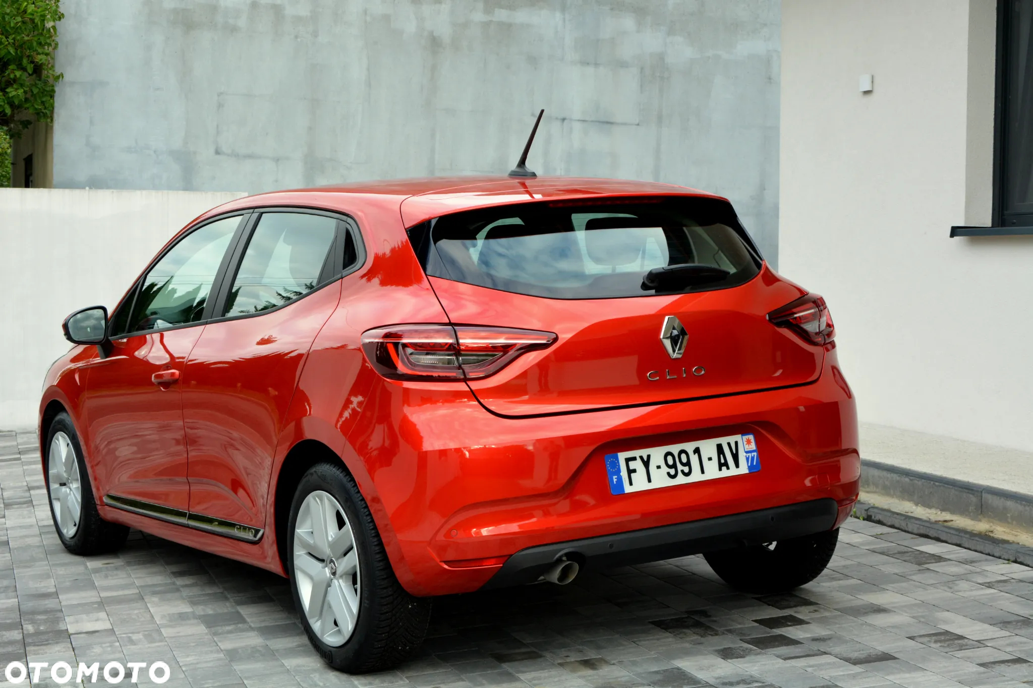 Renault Clio - 7