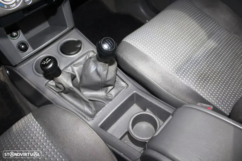 Mazda 3L 4X4 - 18