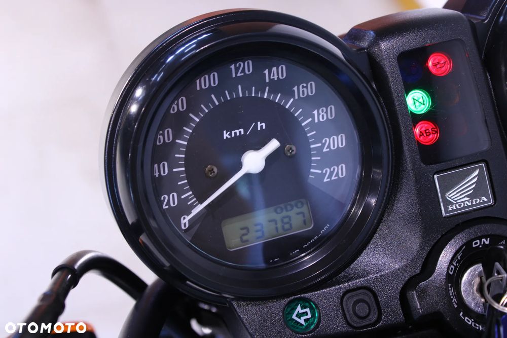 Honda CBF - 8
