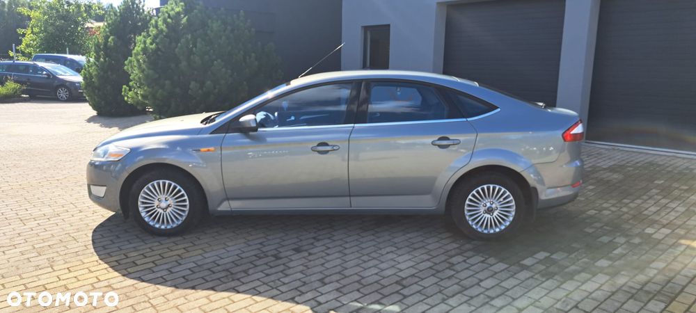 Ford Mondeo - 7