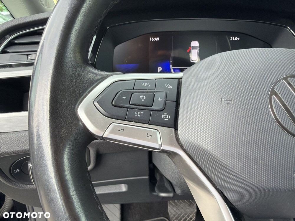 Volkswagen Touran 2.0 TDI BMT Comfortline DSG - 23