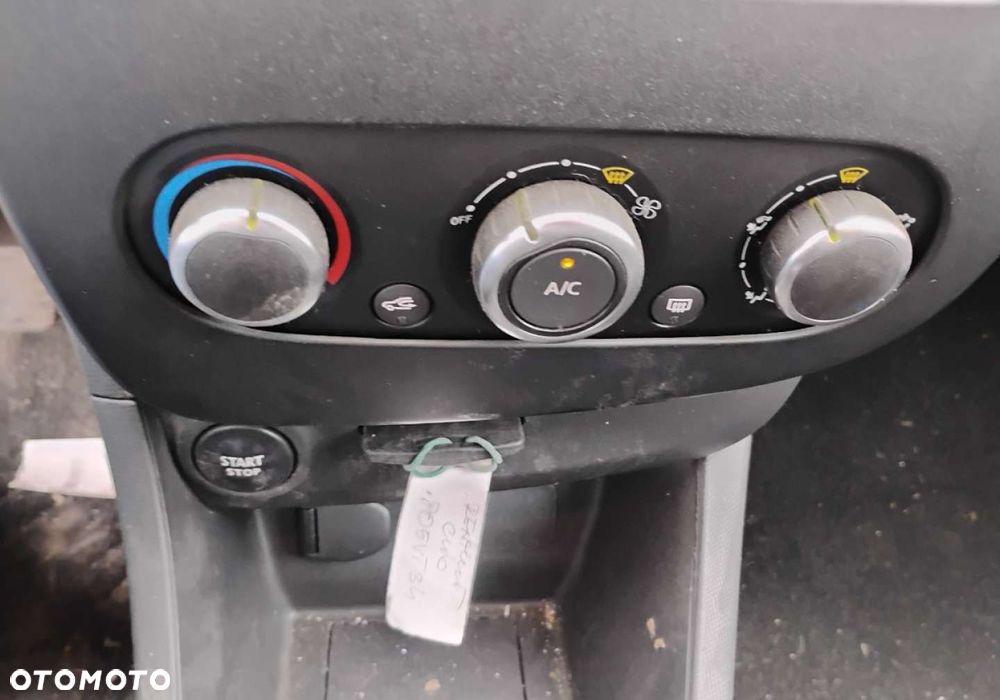 Renault Clio - 16