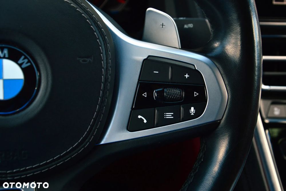 BMW Seria 8 - 28