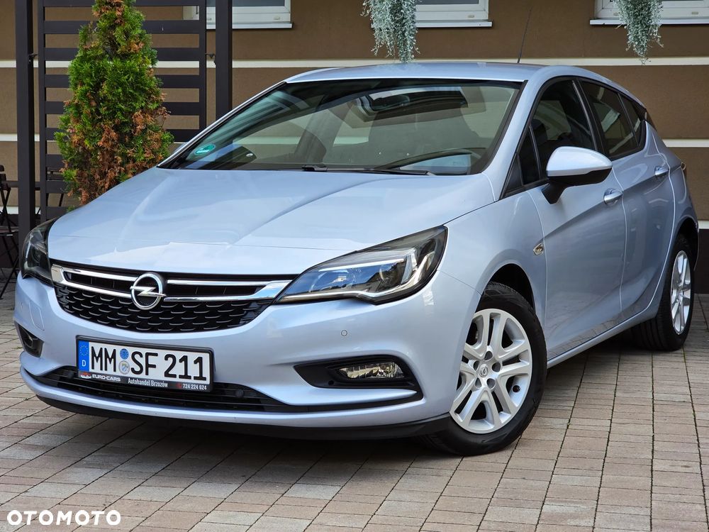 Opel Astra 1.4 Turbo Innovation - 11