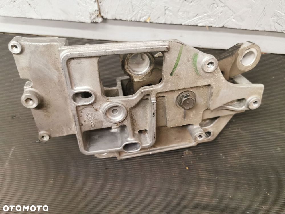 nissan juke 1 i f15 poduszka łapa automatycznej skrzyni - 5