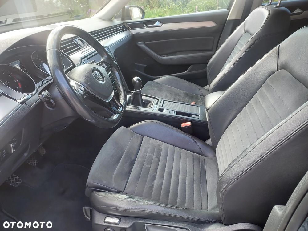 Volkswagen Passat 1.8 TSI BMT Highline - 13