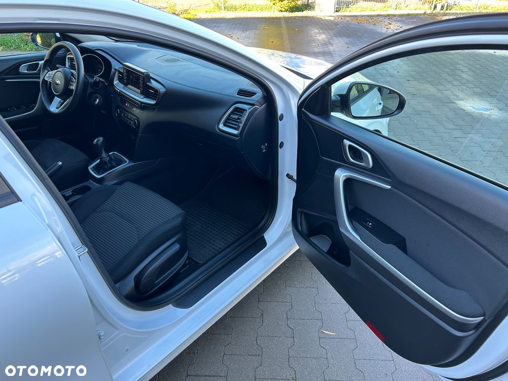 Kia Ceed 1.6 CRDi Edition 7 - 29