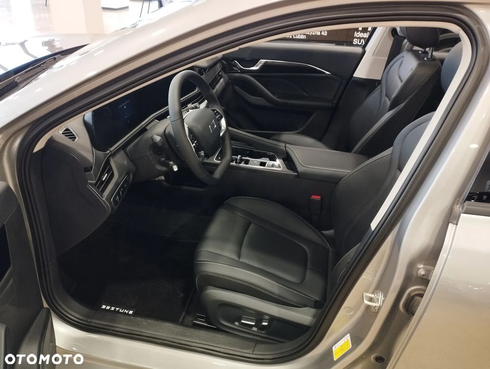 Bestune B70 - 11
