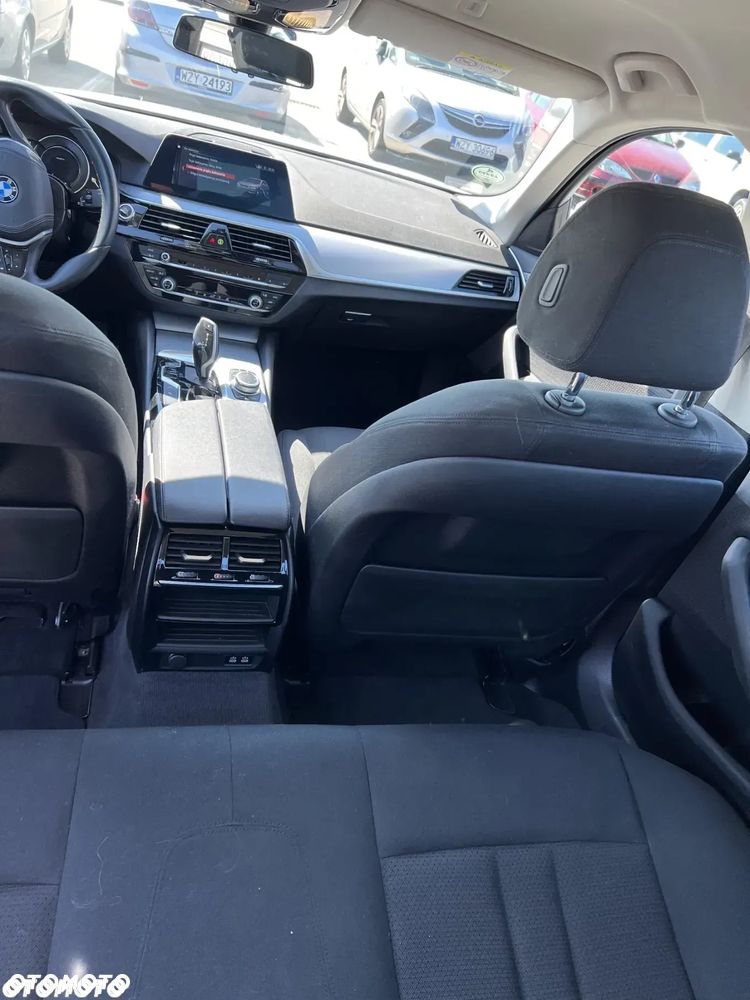 BMW Seria 5 530e iPerformance GPF - 7