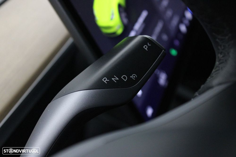 Tesla Model Y Long Range Tração Integral - 14