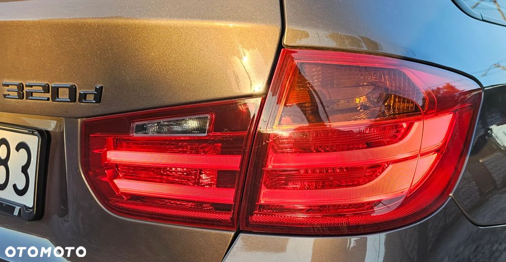 BMW Seria 3 320d xDrive Sport Line - 10