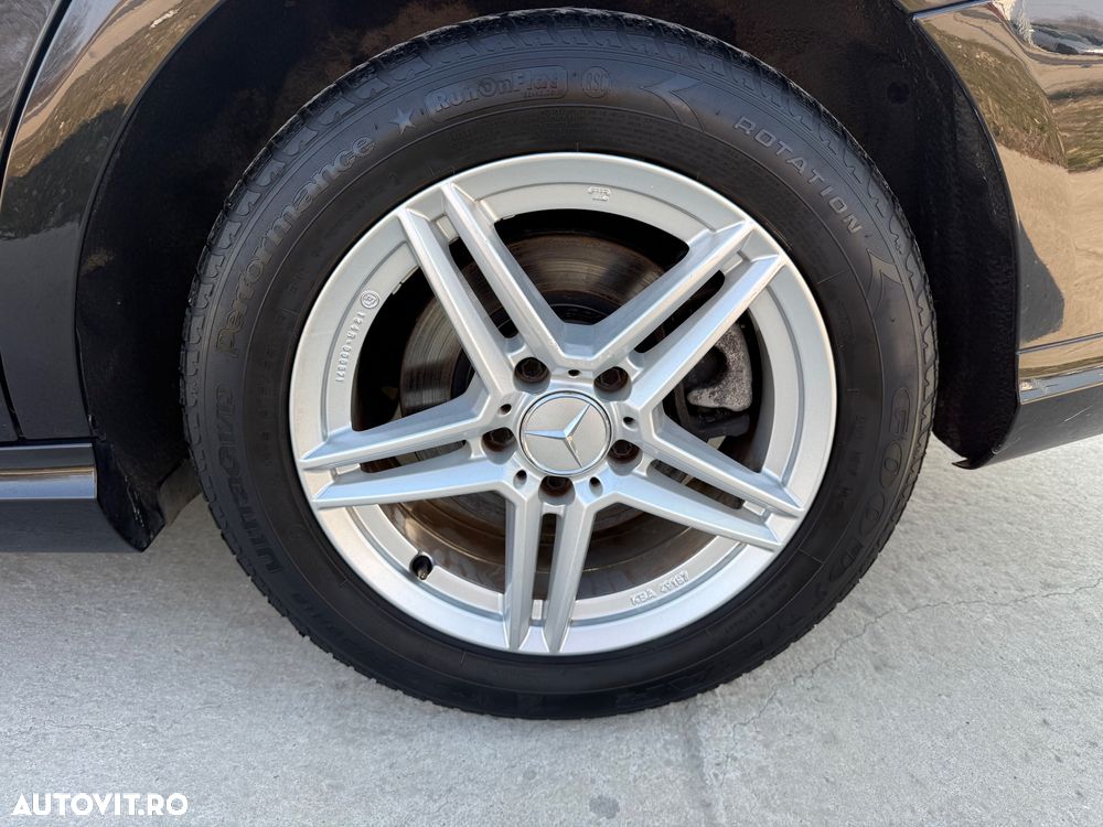 Mercedes-Benz CLA - 16