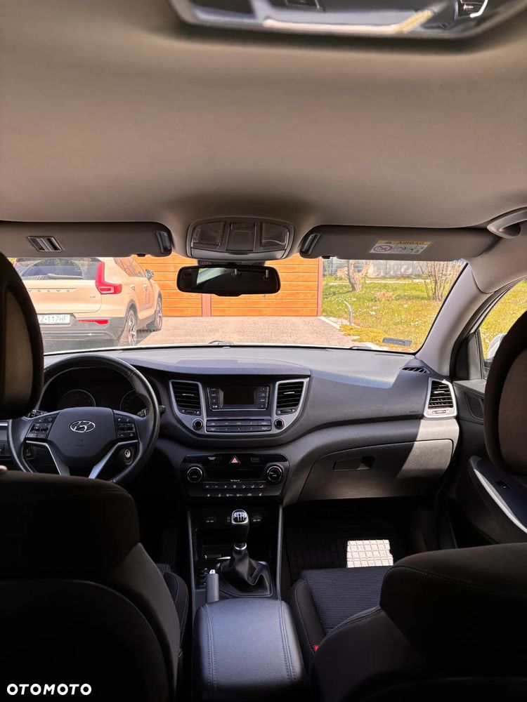 Hyundai Tucson 1.6 GDI BlueDrive TourdePologne 2WD - 15