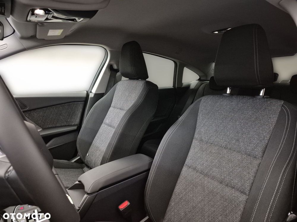 BMW Seria 2 220 mHEV - 12