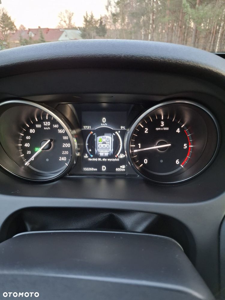 Land Rover Discovery Sport - 8