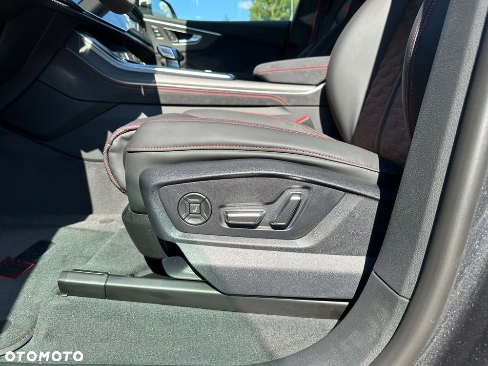 Audi RS Q8 - 16