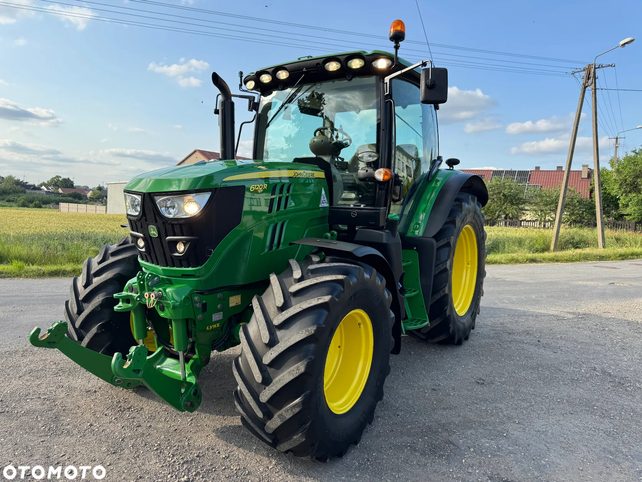 John Deere 6120R - 15